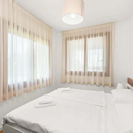 Maj Premium 11 Apartment *