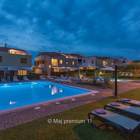 Apartment Maj Premium 11