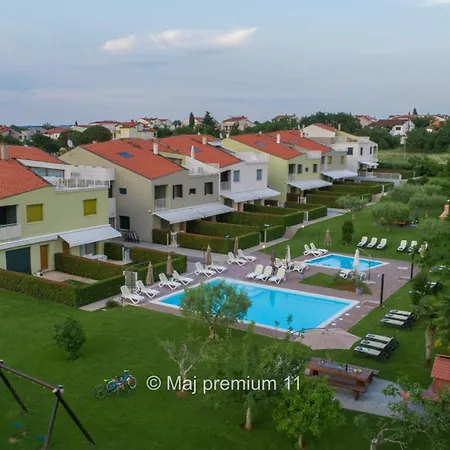 Maj Premium 11 * Porec