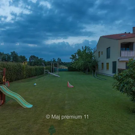 Maj Premium 11 Apartment *