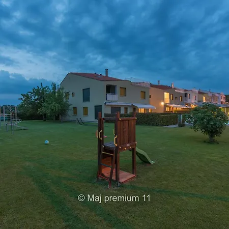 Maj Premium 11 Apartment